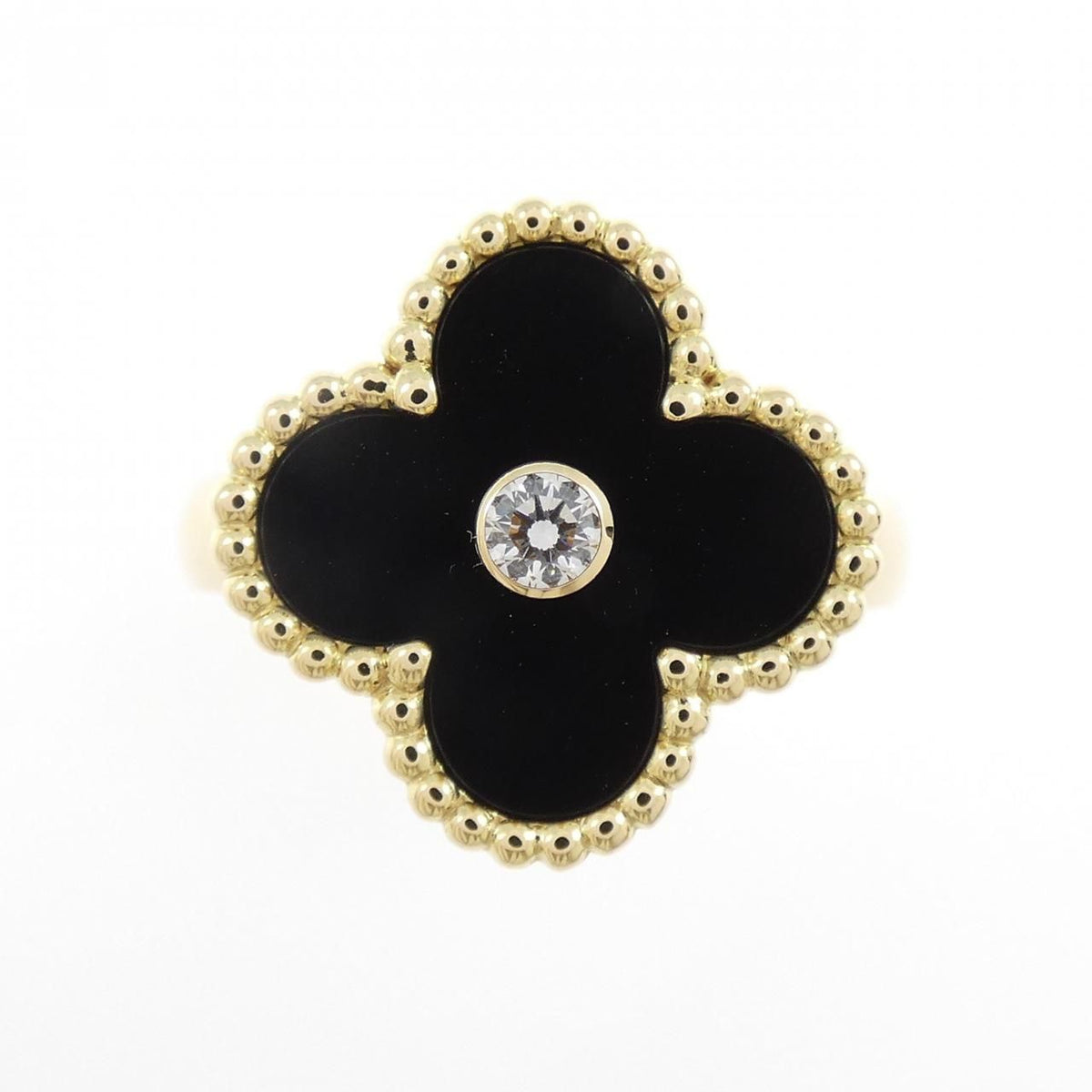 Van Cleef & Arpels Vintage Alhambra Ring — view 2