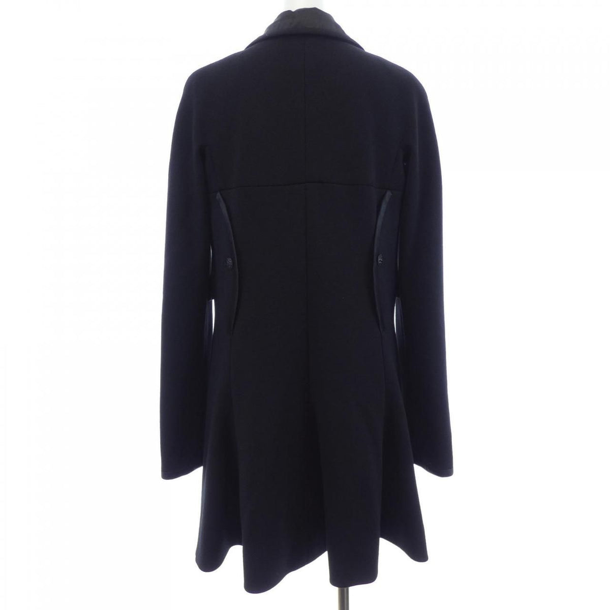 Chanel 07A Coat Black — view 2