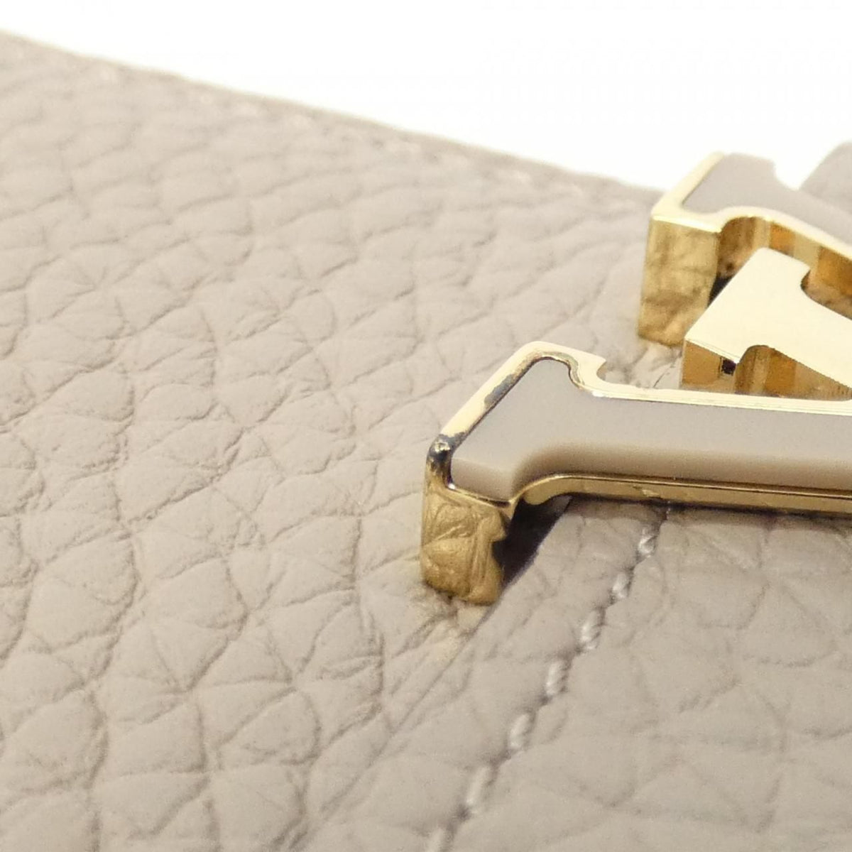 Louis Vuitton LV Vertical Wallet — view 6