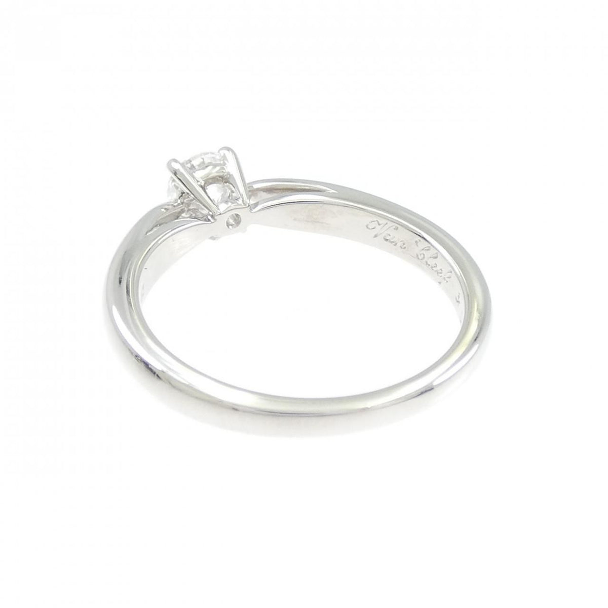 Van Cleef & Arpels Bonheur Ring — view 3