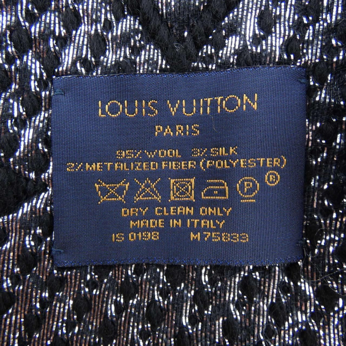 Louis Vuitton Logomania Scarf — view 3