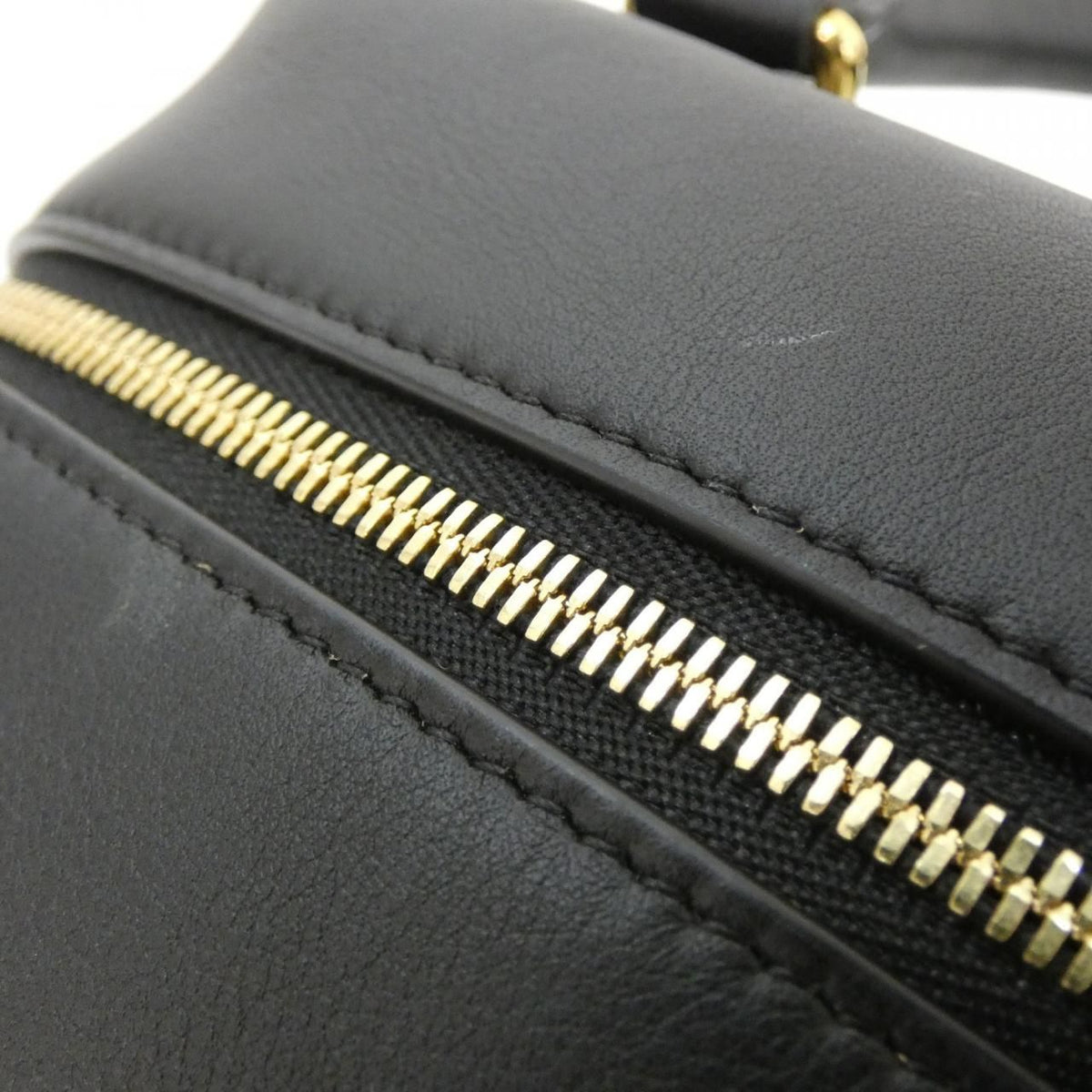 Loewe Amazona 19 Bag — view 6