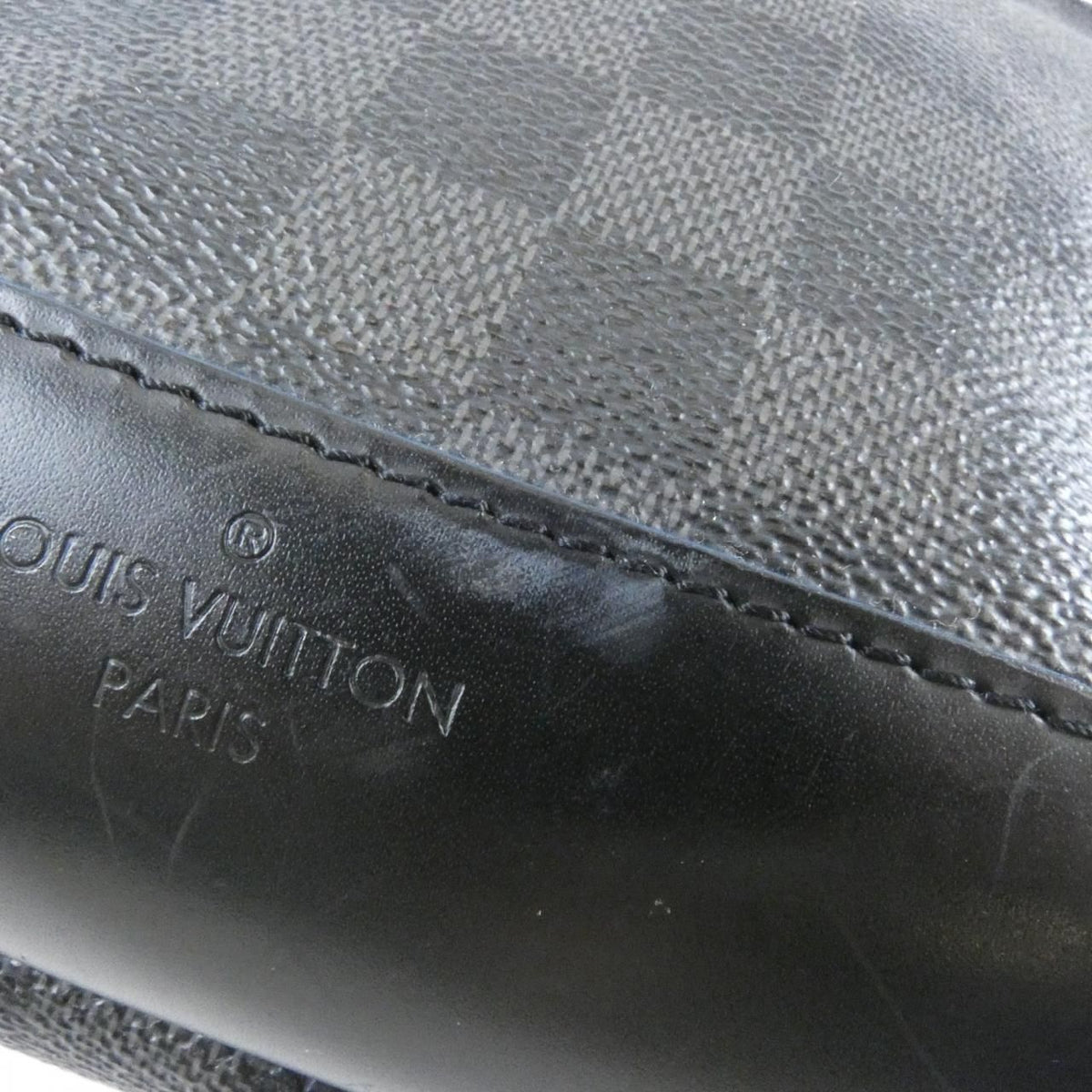 Louis Vuitton Damier Graphite Avenue Sling — view 4