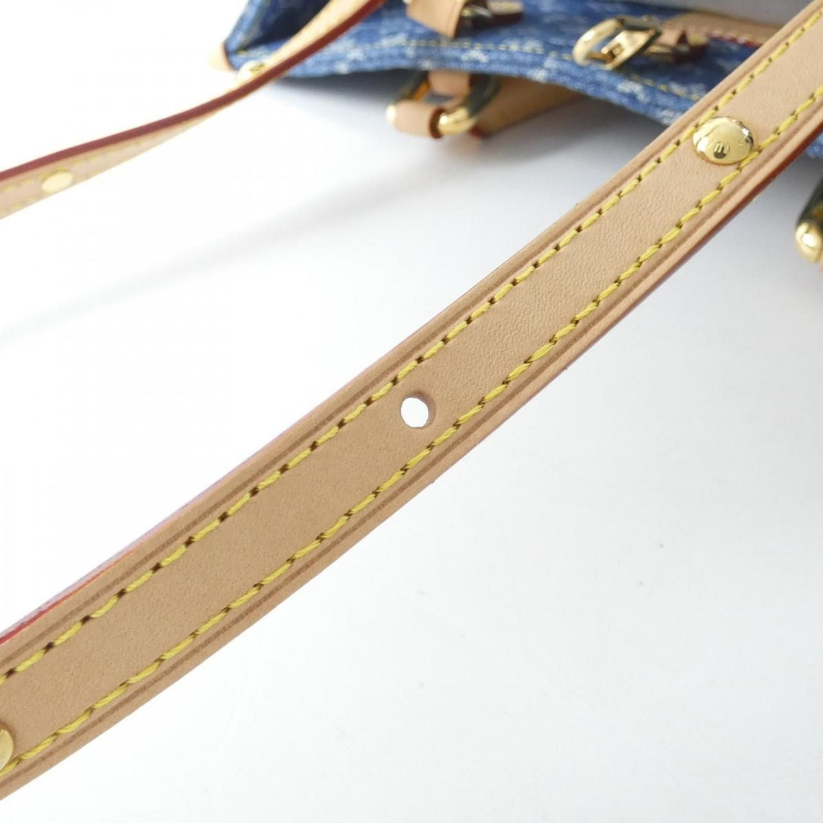 Louis Vuitton LV Remix On The Go MM Bag — view 5