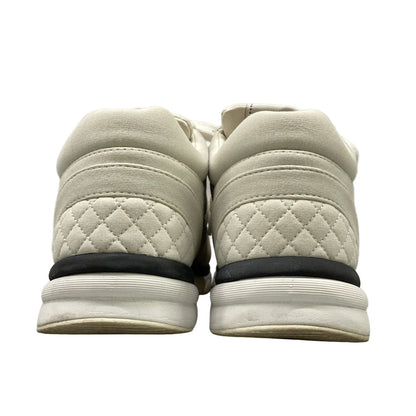 Chanel Sneakers White Black CC Logo Cotton — view 6