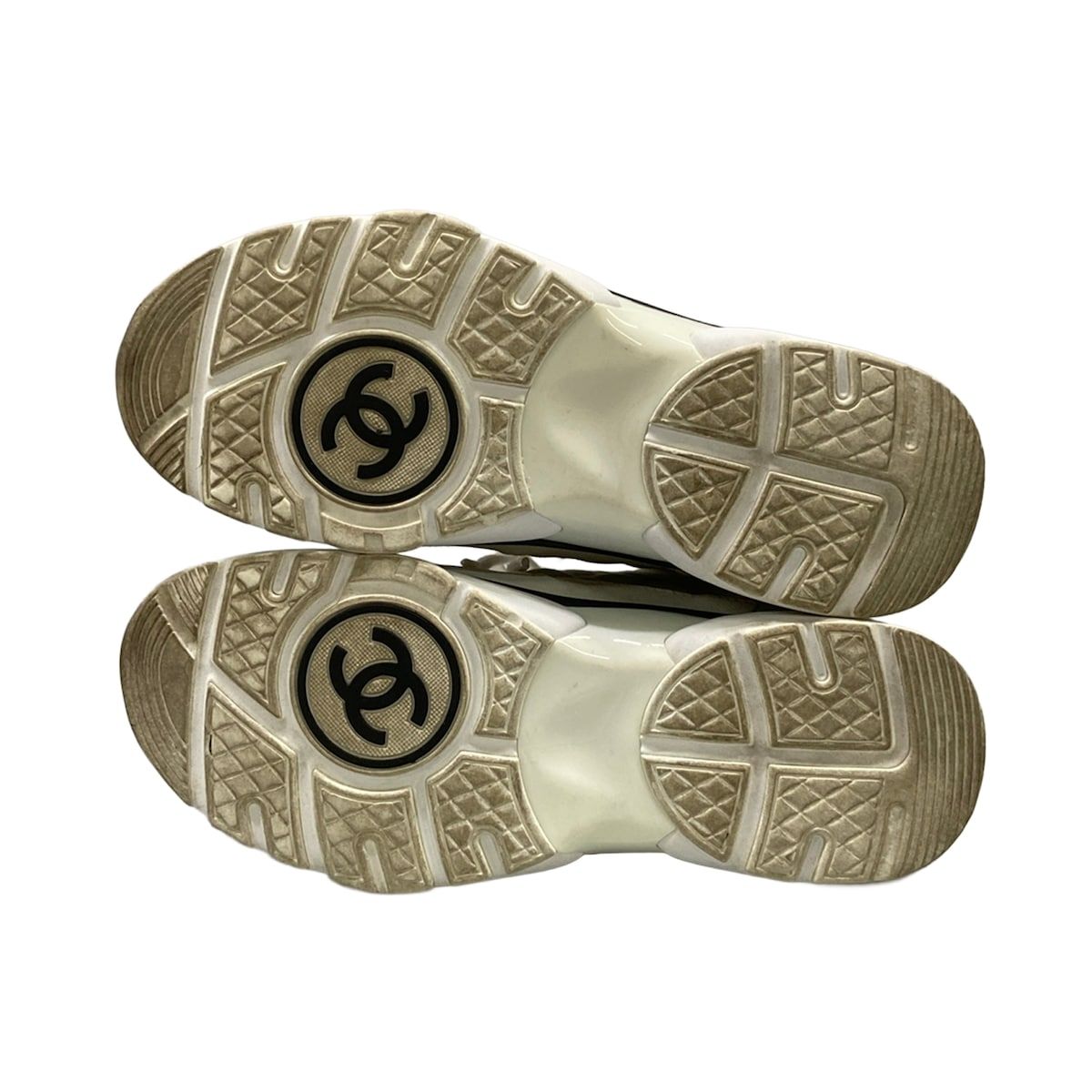 Chanel Sneakers White Black CC Logo Cotton — view 8
