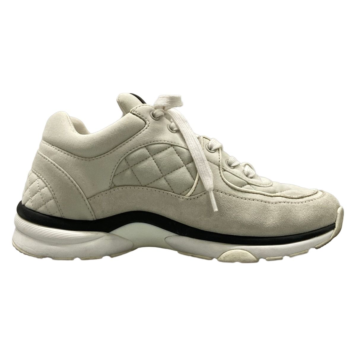 Chanel Sneakers White Black CC Logo Cotton — view 2