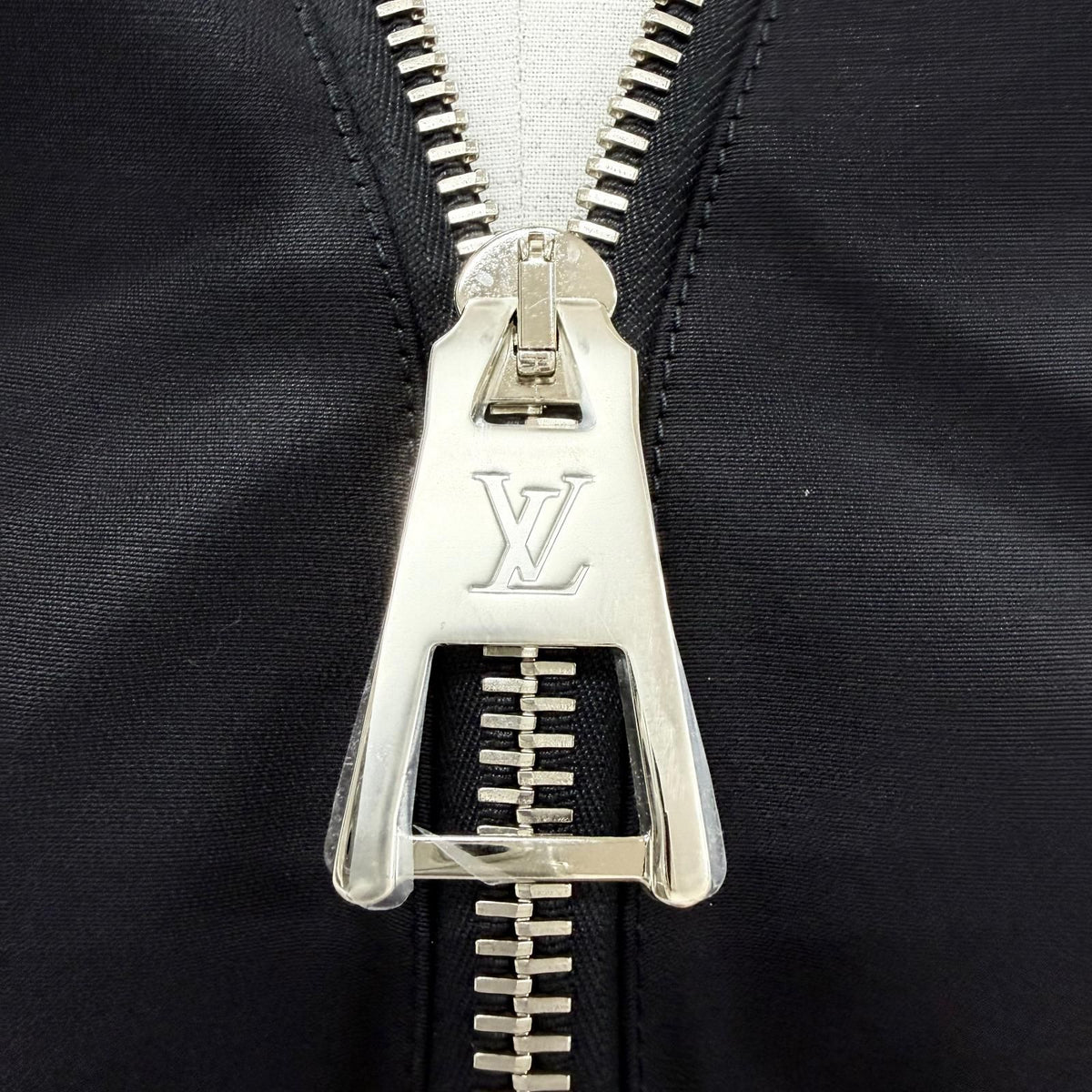 Louis Vuitton LV Zip Silk Blend Sleeveless Dress Black 36 — view 6