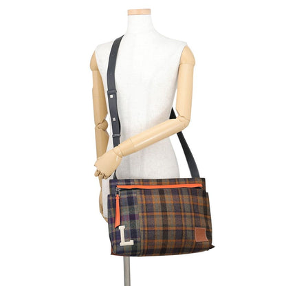 Loewe Shoulder Bag Check — view 4