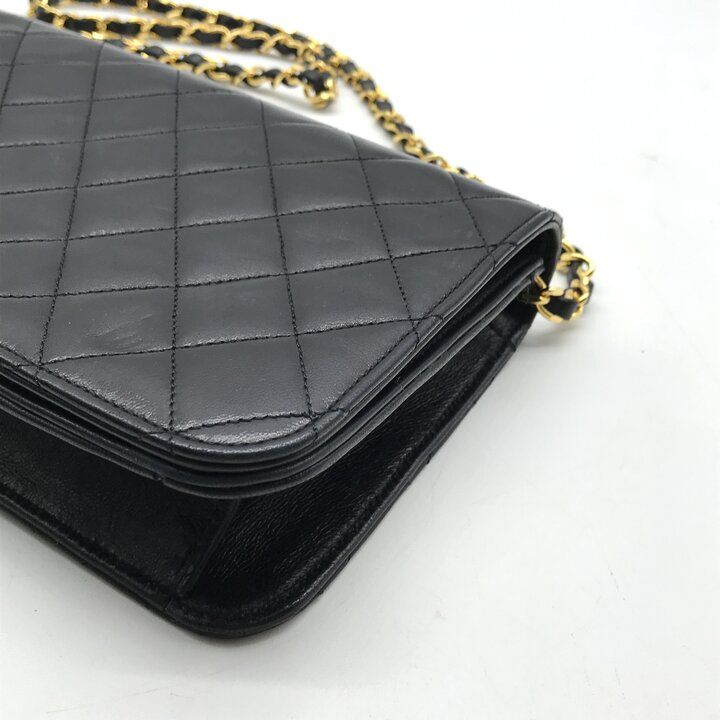 Chanel CC Logo Quilted Push Lock Lambskin Chain Shoulder Bag Black — view 6