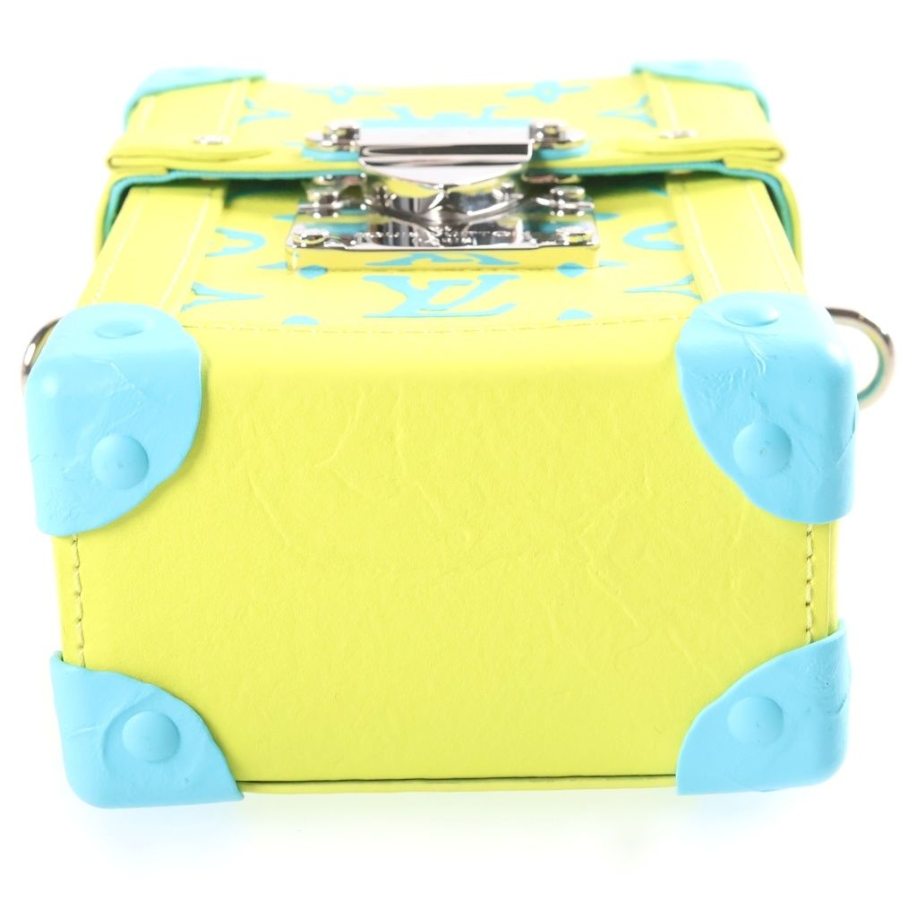 Louis Vuitton Monogram Playground Vertical Trunk Wearable — view 4
