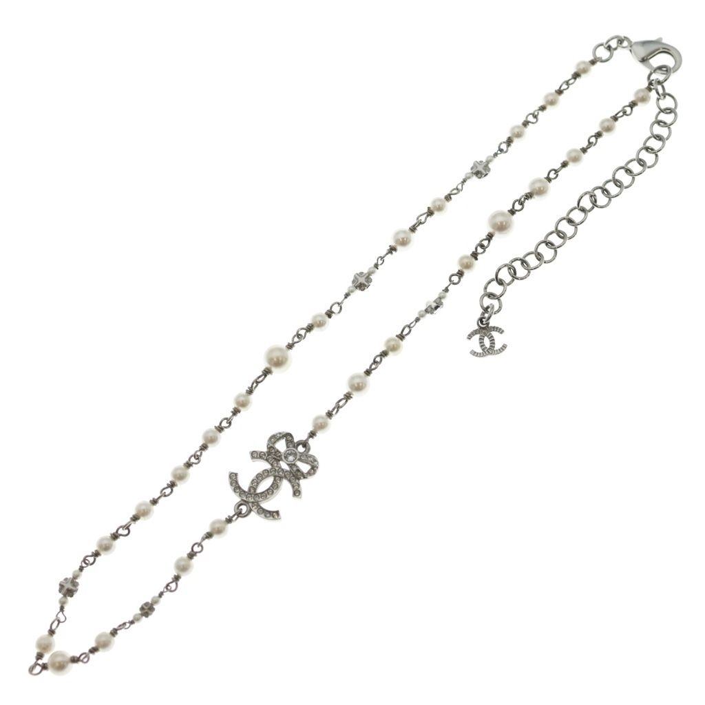 Chanel CC Logo Necklace Choker Pearl Rhinestone Ribbon Silver — view 2