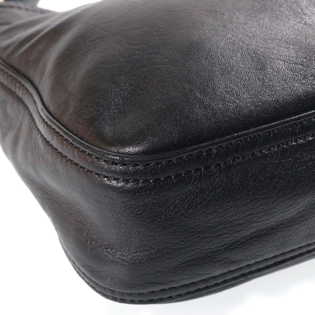 Fendi Mamma Bucket Handbag Bag Black Nata Leather — view 5