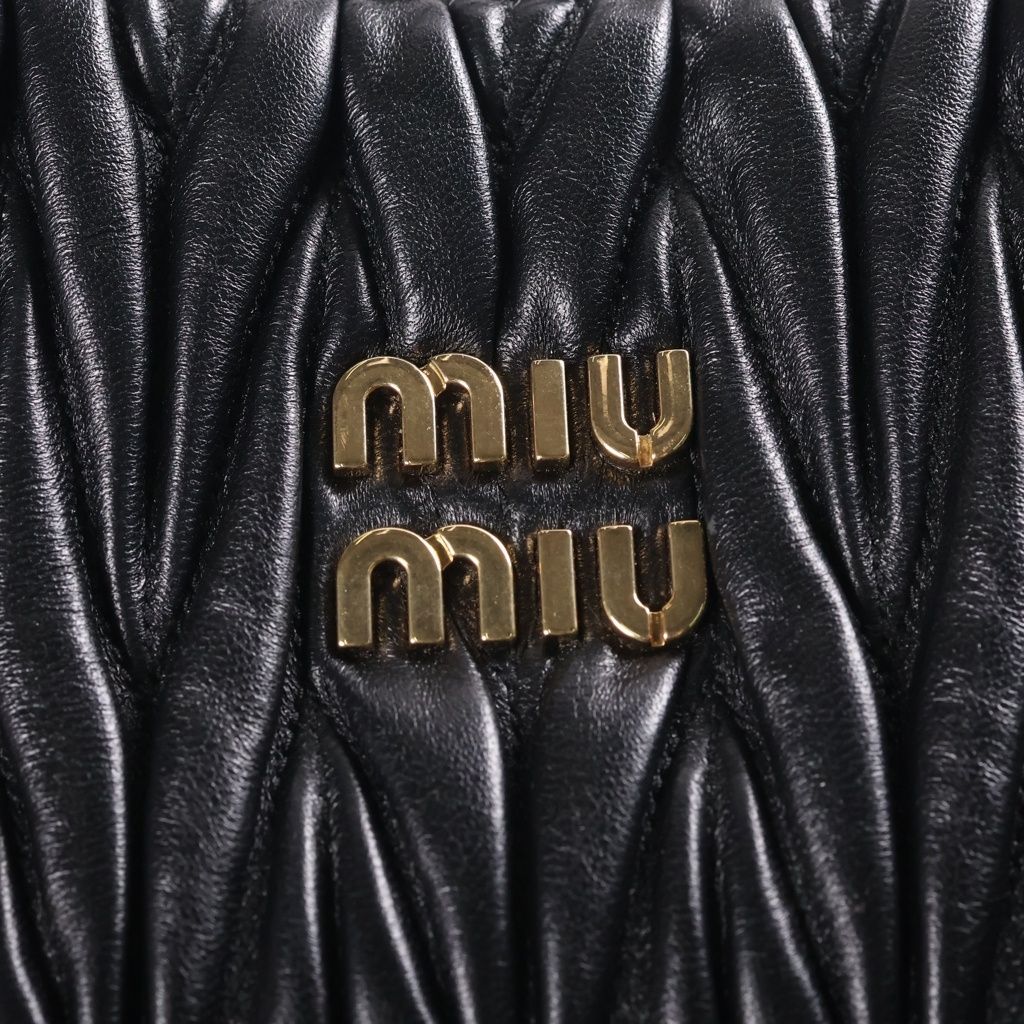 Miu Miu Matelasse Wonder Hobo Black Leather — view 6