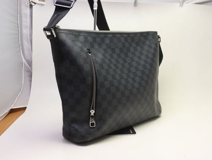 Louis Vuitton Mick MM Damier Graphite Shoulder Bag — view 4