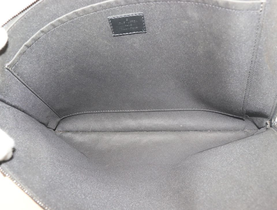 Louis Vuitton Taurillon Clutch — view 6