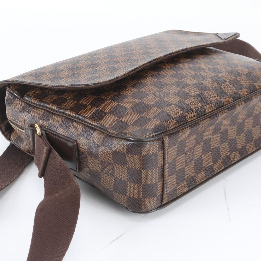 Louis Vuitton Damier Shelton MM Leather Shoulder Bag Crossbody Messenger — view 4