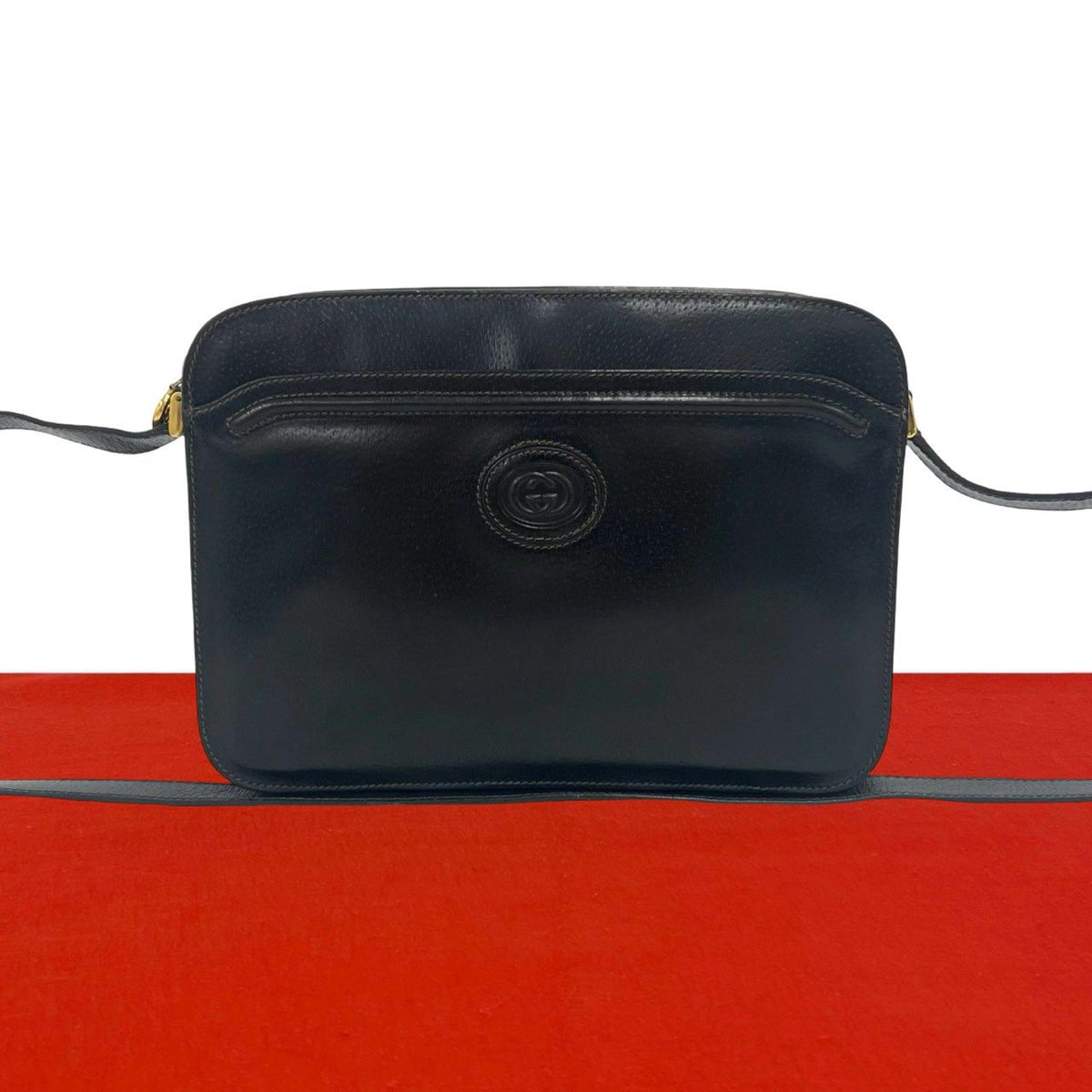 Gucci Vintage Interlocking G GG Logo Leather Shoulder Bag Pochette Black