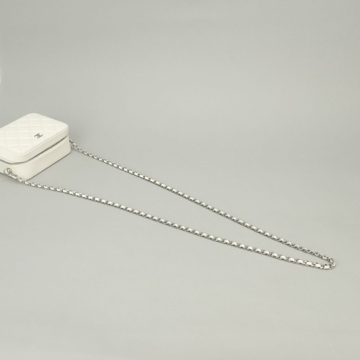 Chanel Quilted Shoulder Bag Caviar Leather White Silver CC Logo — view 4