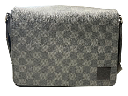 Louis Vuitton District PM Shoulder Bag Damier Graphite — view 2