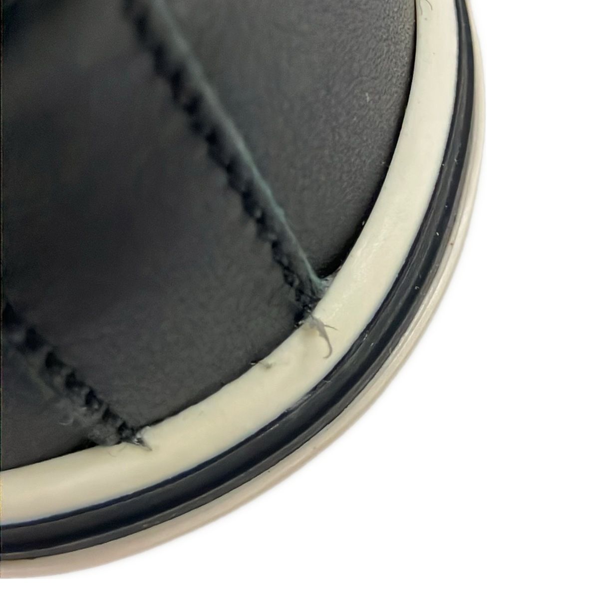 Chanel Sneakers Black White CC Logo Leather — view 8