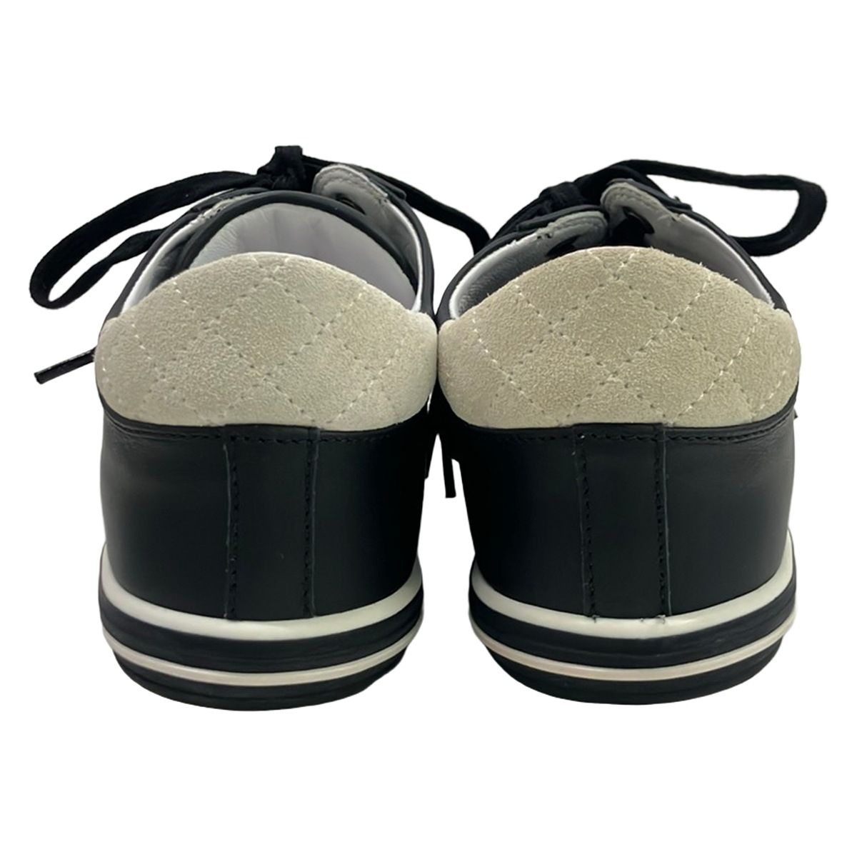 Chanel Sneakers Black White CC Logo Leather — view 3