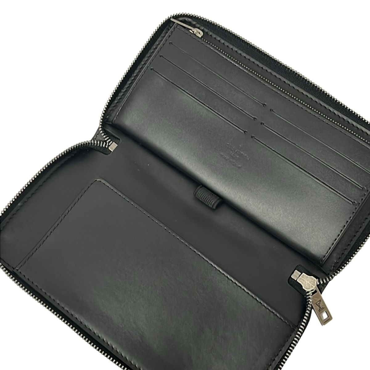 Louis Vuitton Wallet Utah Zippy Organizer Basalt Leather — view 3