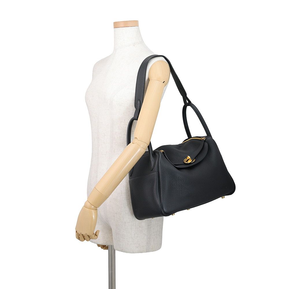 Hermes Lindy 30 Black Gold Taurillon Clemence 2-Way Shoulder Bag — view 4