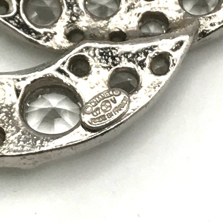 Chanel CC Logo Rhinestone Strass Brooch Pin Silver — view 5