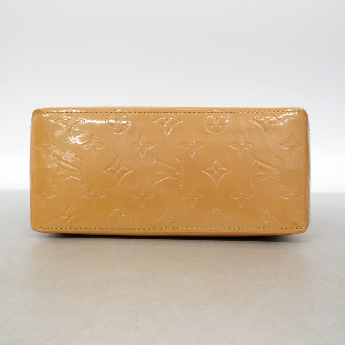 Louis Vuitton Handbag Vernis Reade PM Noisette — view 3