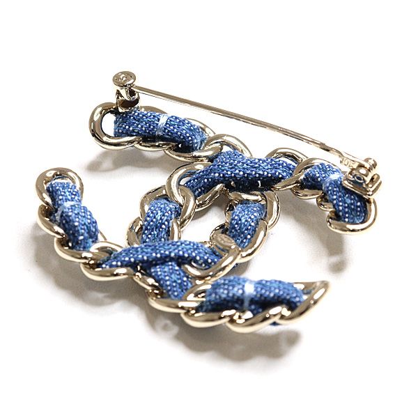 Chanel CC Logo Denim Brooch Metal Silver Blue — view 2