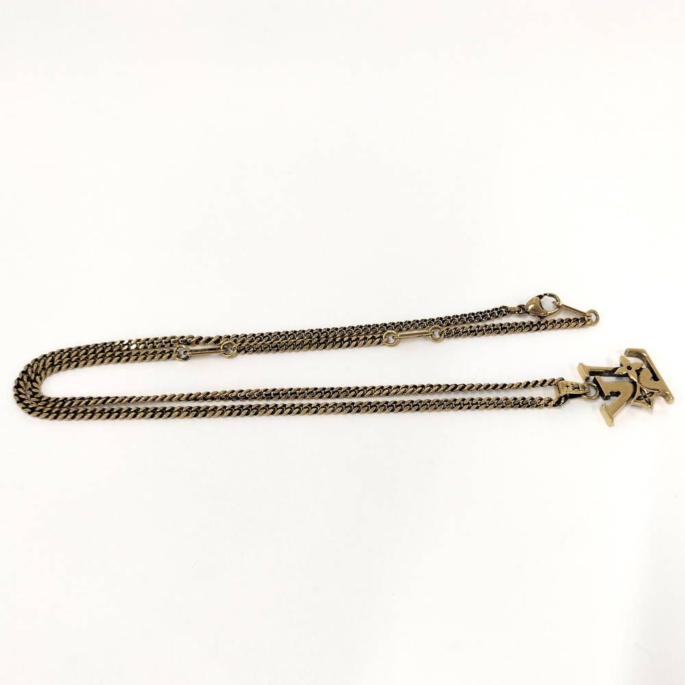Louis Vuitton Pendant Monogram Lowe LV Logo Gold Plated — view 3