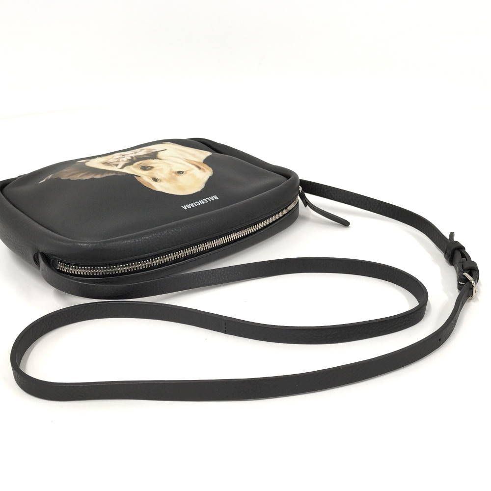 Balenciaga Everyday Camera Bag Leather Black — view 4
