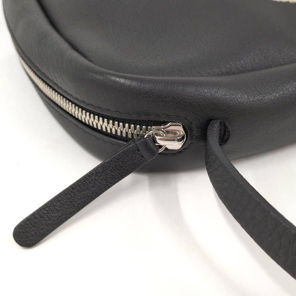 Balenciaga Everyday Camera Bag Leather Black — view 6
