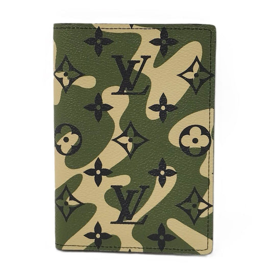 Louis Vuitton Couverture Passport Case Monogram Moflage