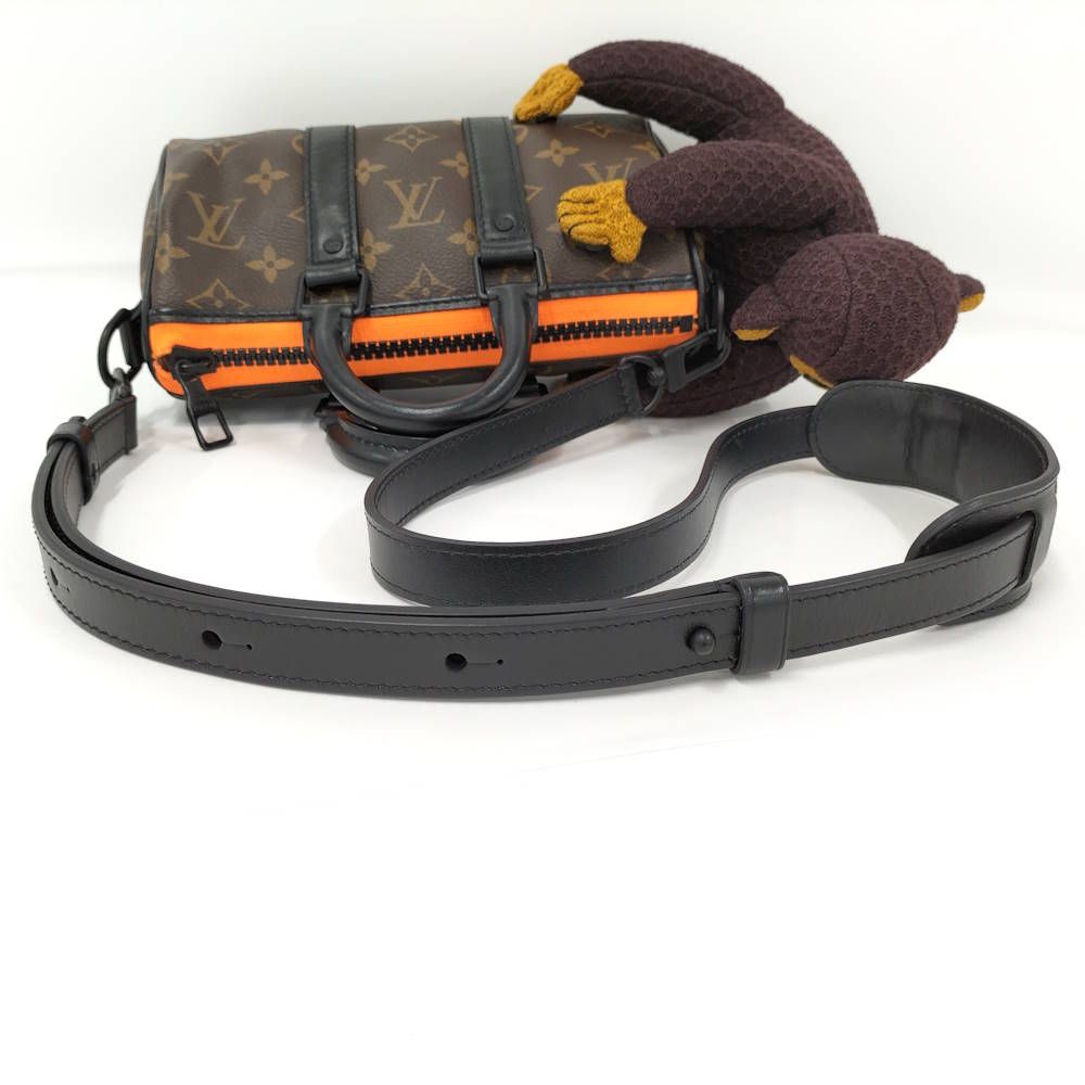 Louis Vuitton LV Friend Keepall XS Monogram — view 5