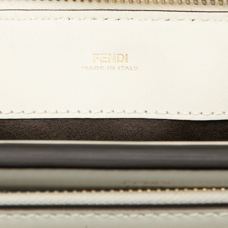 Fendi Com Click Chain Shoulder Bag White Leather — view 5