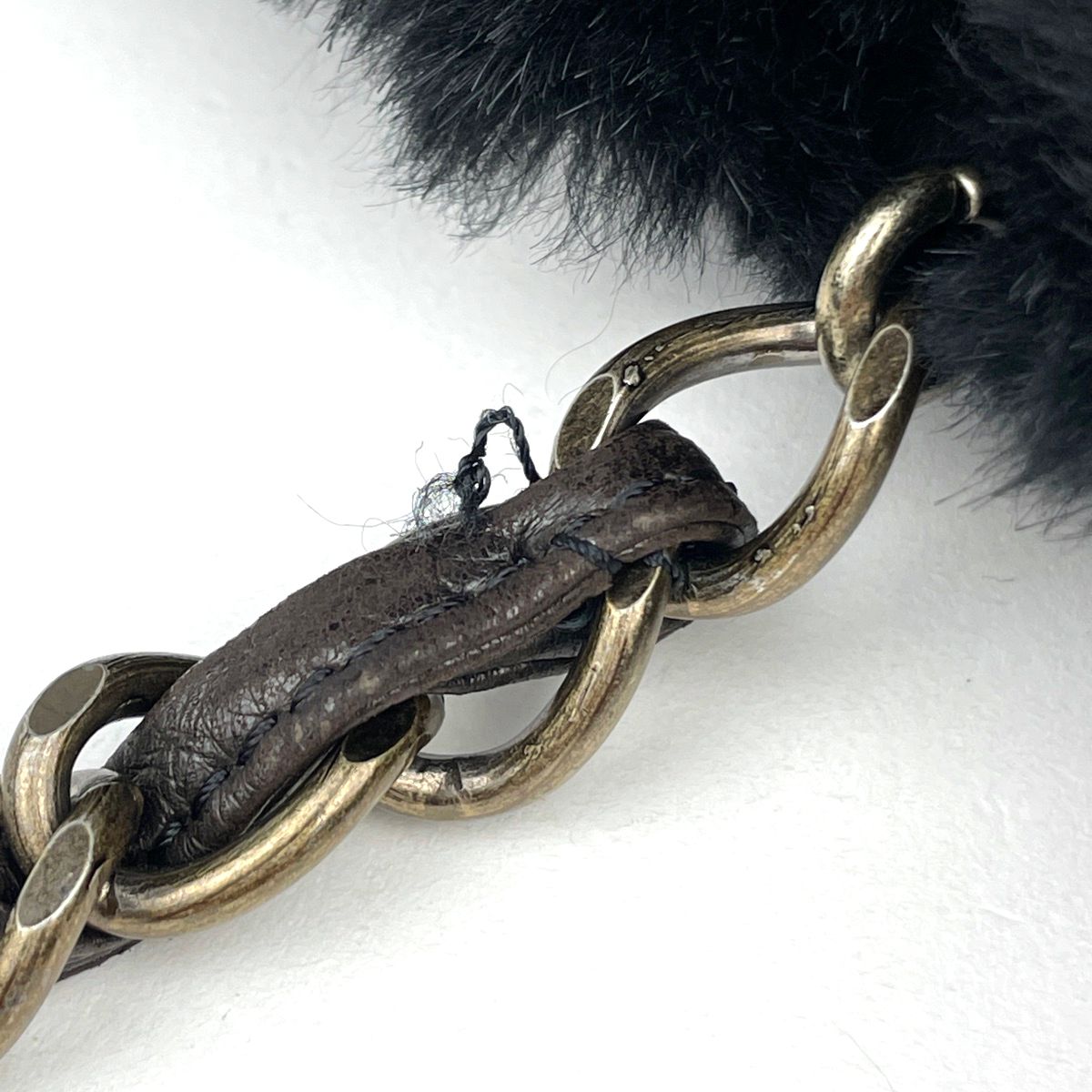 Chanel Shoulder Bag CC Logo Fur Black — view 6