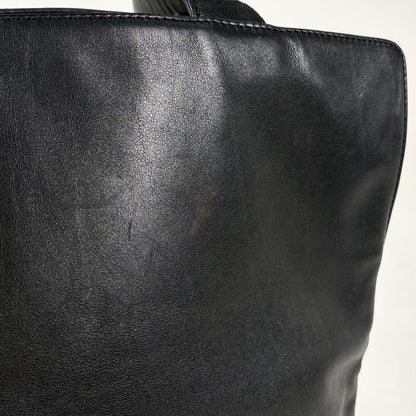 Chanel Tote Bag CC Logo Leather Black — view 5