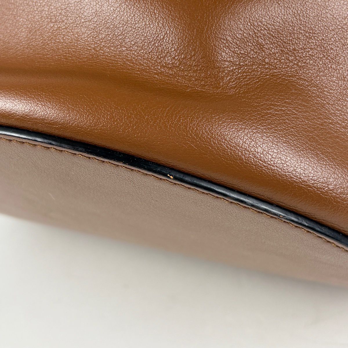 Prada Shoulder Bag Milan Leather Brown Black — view 3