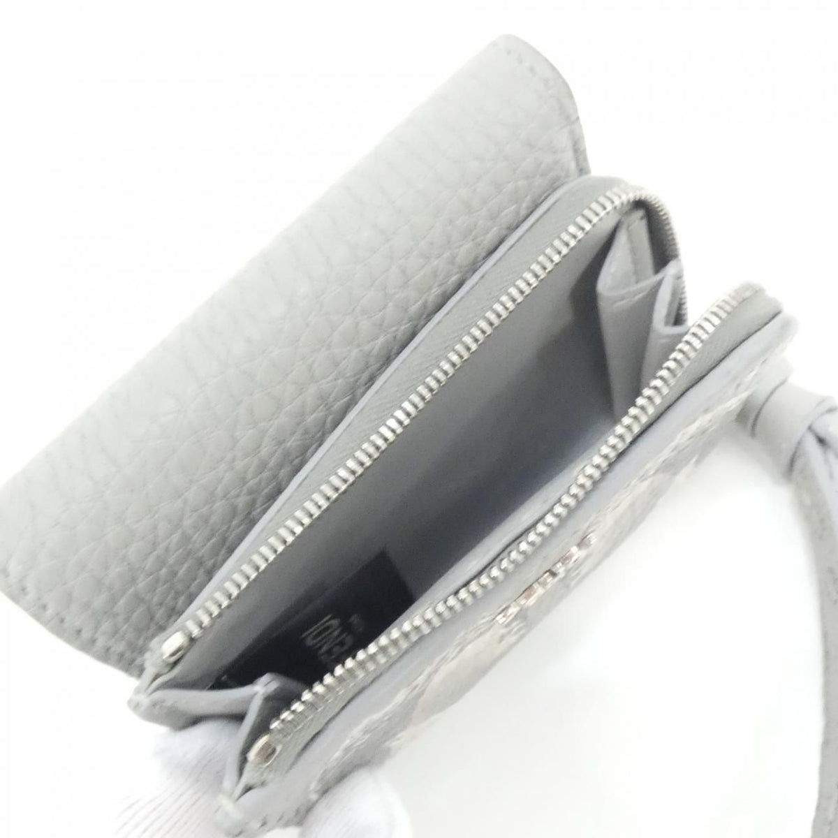Fendi Selleria Peekaboo Wallet — view 7