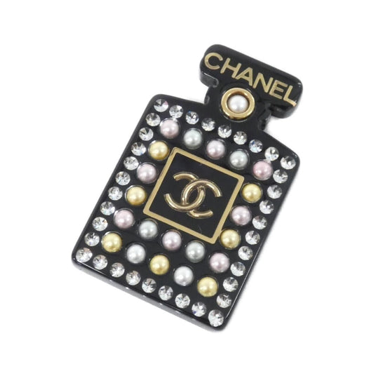 Chanel Brooch Gold