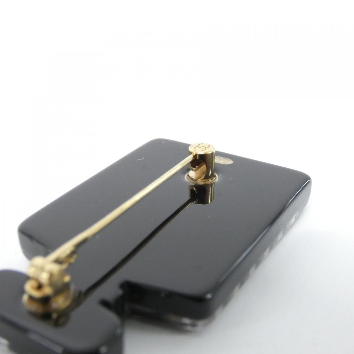 Chanel Brooch Gold — view 3
