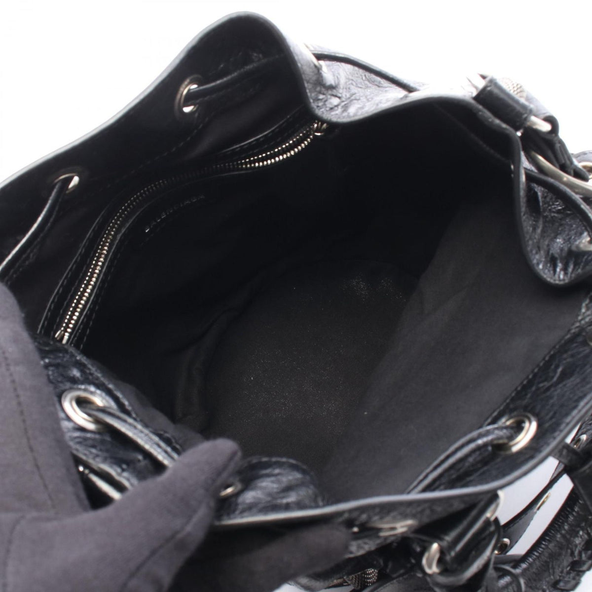 Balenciaga Le Cagole Bucket Bag Black Leather 2-Way — view 3