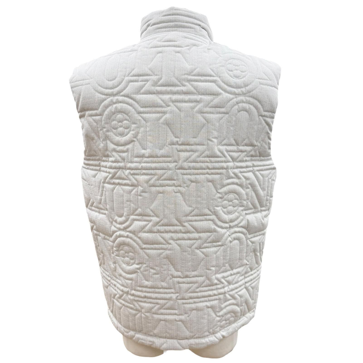 Louis Vuitton Quilted Snow Zip Up Down Vest White 46 — view 4