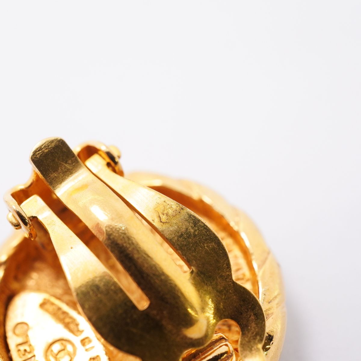 Chanel Earrings Vintage CC Logo Round Circle Gold Plated — view 6