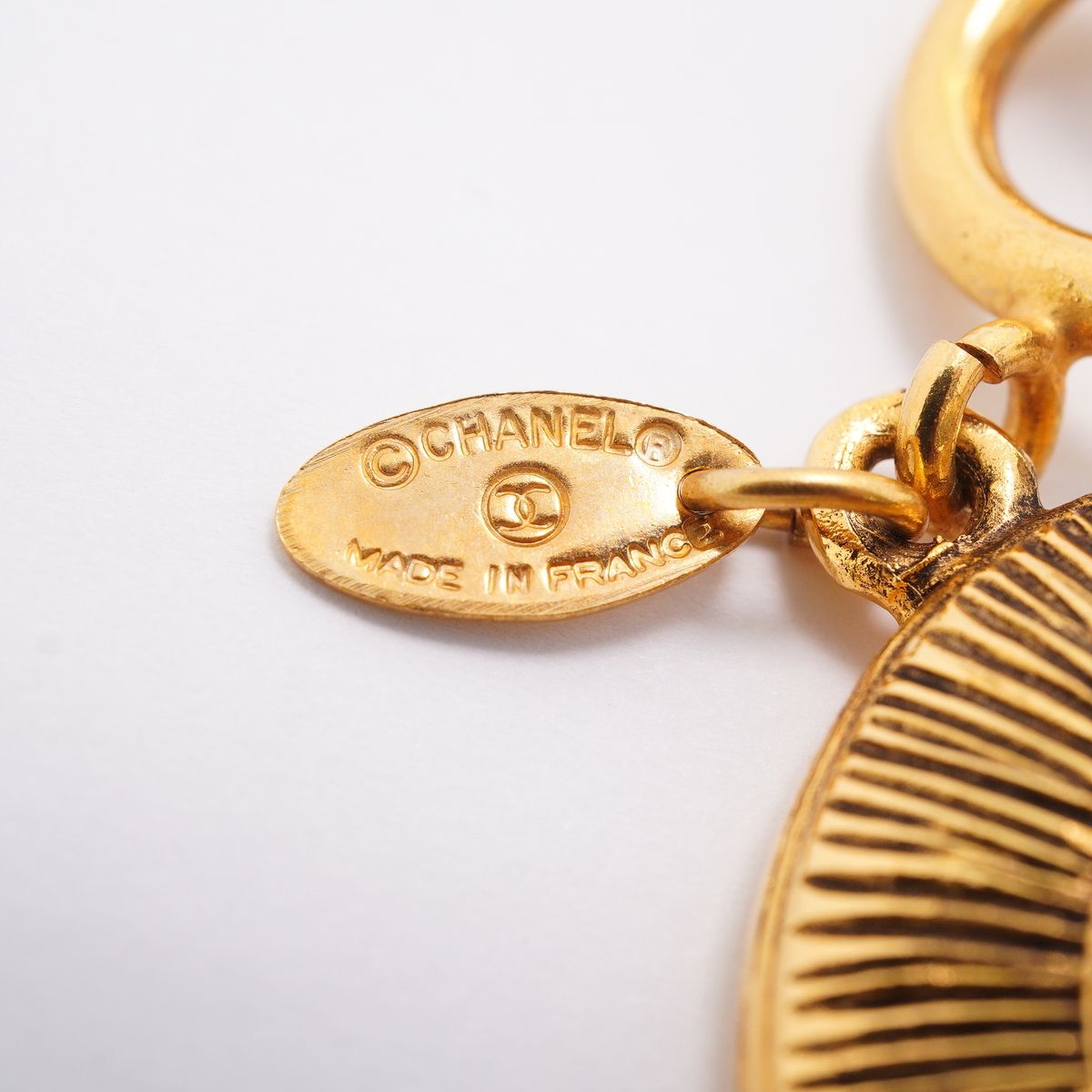 Chanel Bracelet Vintage CC Logo Round Circle Gold Plated — view 5