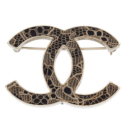 Chanel CC Logo Brooch Lace — view 2