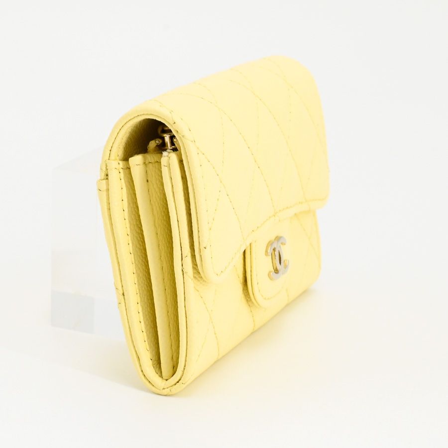 Chanel Card Case Classic Flap — view 2
