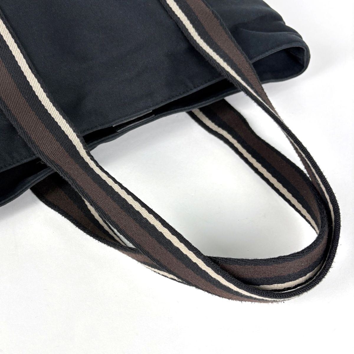 Hermes Troca Horizontal MM Tote Bag Canvas Black — view 7